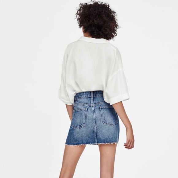 Trafaluc by Zara Authentic Denim by TRF Distressed Frayed Raw Hem Mini Skirt - Picture 7 of 16
